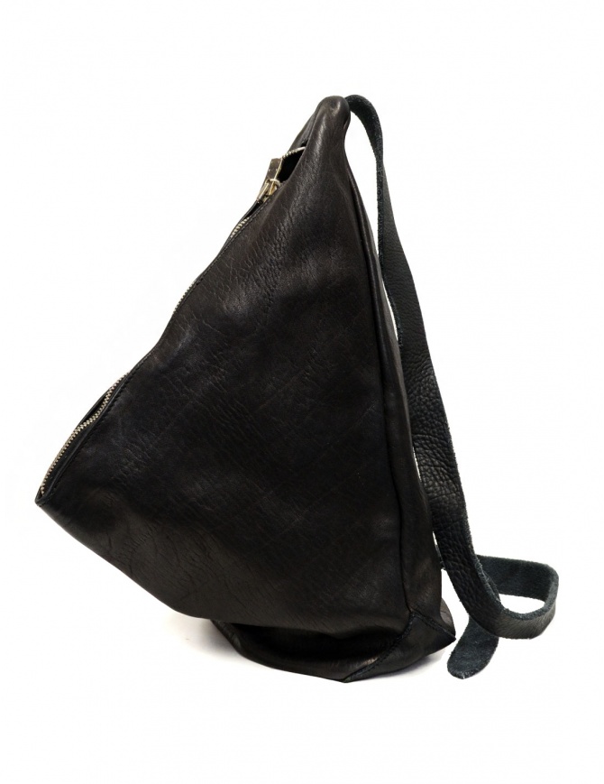 Guidi BV08 single-shoulder backpack in black leather BV08 SOFT HORSE FG BLKT